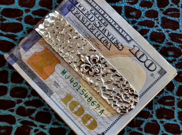 Hammered Fleur-de-lis Full Fold